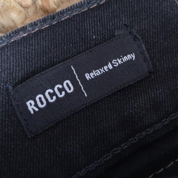 True Religion 'Rocco relaxed skinny' black jeans - Picture 5 of 13